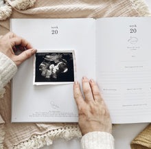 Afbeelding in Gallery-weergave laden, Blush-and-gold-invulboek-zwangerschap-pearl