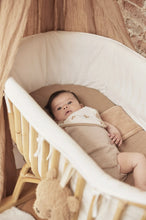 Laden Sie das Bild in den Galerie-Viewer, Jollein-slab-bandana-teddy-bear