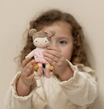 Afbeelding in Gallery-weergave laden, Little-dutch-knuffelpop-rosa-10-cm