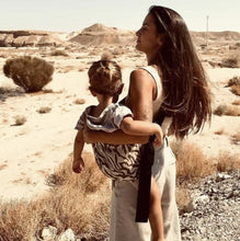 Laden Sie das Bild in den Galerie-Viewer, Wildride-peuter-draagzak-zebra