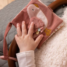 Afbeelding in Gallery-weergave laden, Little Dutch buggyboekje - Flowers & Butterflies - Ikenmijnmama