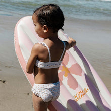 Laden Sie das Bild in den Galerie-Viewer, Swim Essentials bikini - Cozy Hearts