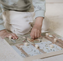 Laden Sie das Bild in den Galerie-Viewer, Little-dutch-houten-geluidenpuzzel-forest-friends