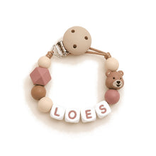 Afbeelding in Gallery-weergave laden, Speenkoord met naam 'Loes' - gepersonaliseerd kraam cadeau