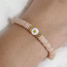 Afbeelding in Gallery-weergave laden, Armband katsuki - Beige ster - Ikenmijnmama