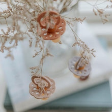 Laden Sie das Bild in den Galerie-Viewer, BIBS speen boheme blossom pink - Maat 1 - Ikenmijnmama