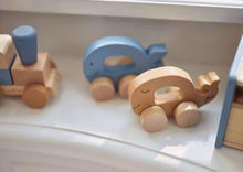 Laden Sie das Bild in den Galerie-Viewer, Jollein houten speelgoedauto walvis - Blue - Ikenmijnmama