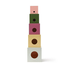 Afbeelding in Gallery-weergave laden, Kid&#39;s Concept houten stapelblokken - Ikenmijnmama