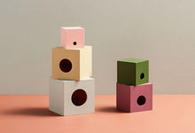 Laden Sie das Bild in den Galerie-Viewer, Kid&#39;s Concept houten stapelblokken - Ikenmijnmama