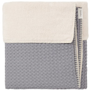 Koeka ledikantdeken wafel/teddy Oslo - Steel grey/pebble - Ikenmijnmama