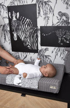 Afbeelding in Gallery-weergave laden, Meyco hydrofiel starterset 9-delig - Zebra animal/black - Ikenmijnmama