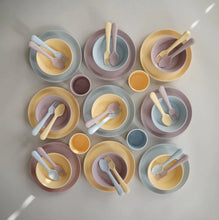 Afbeelding in Gallery-weergave laden, Mushie beker - Pale daffodil (2 stuks) - Ikenmijnmama
