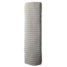 Afbeelding in Gallery-weergave laden, Mushie hydrofiele doek XL swaddle - Sage stripes - Ikenmijnmama