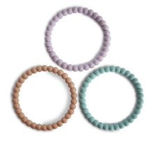 Afbeelding in Gallery-weergave laden, Mushie siliconen bijtringen bracelet (3 stuks) - Lilac - Ikenmijnmama