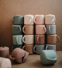 Afbeelding in Gallery-weergave laden, Mushie snack cup - Cloudy mauve - Ikenmijnmama