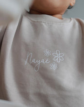 Afbeelding in Gallery-weergave laden, Sweater met naam - Daisy - Ikenmijnmama